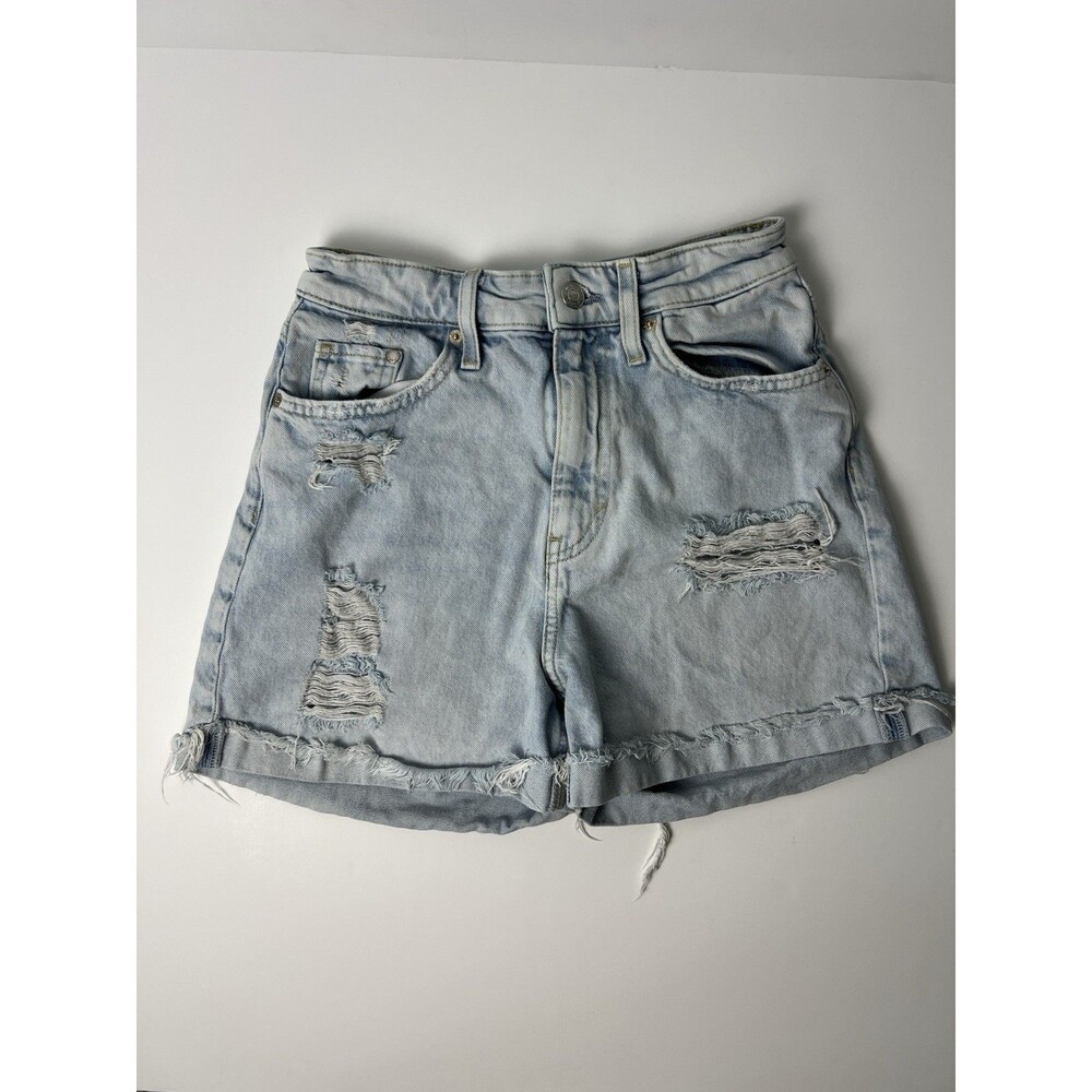 H&M Ultra High Waist Mom Shorts Light Wash Distressed Denim Womens Size 4